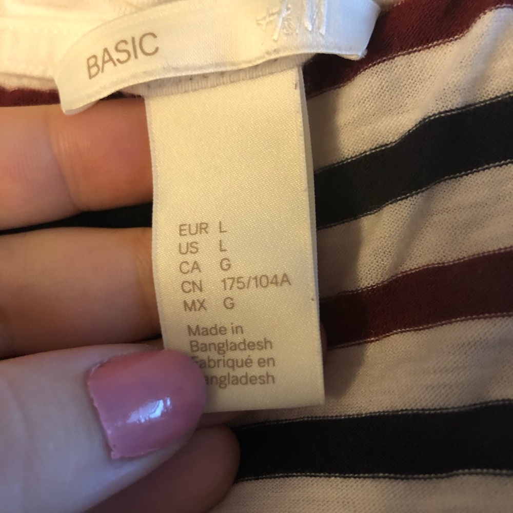 H&M tee - Picture 3 of 5